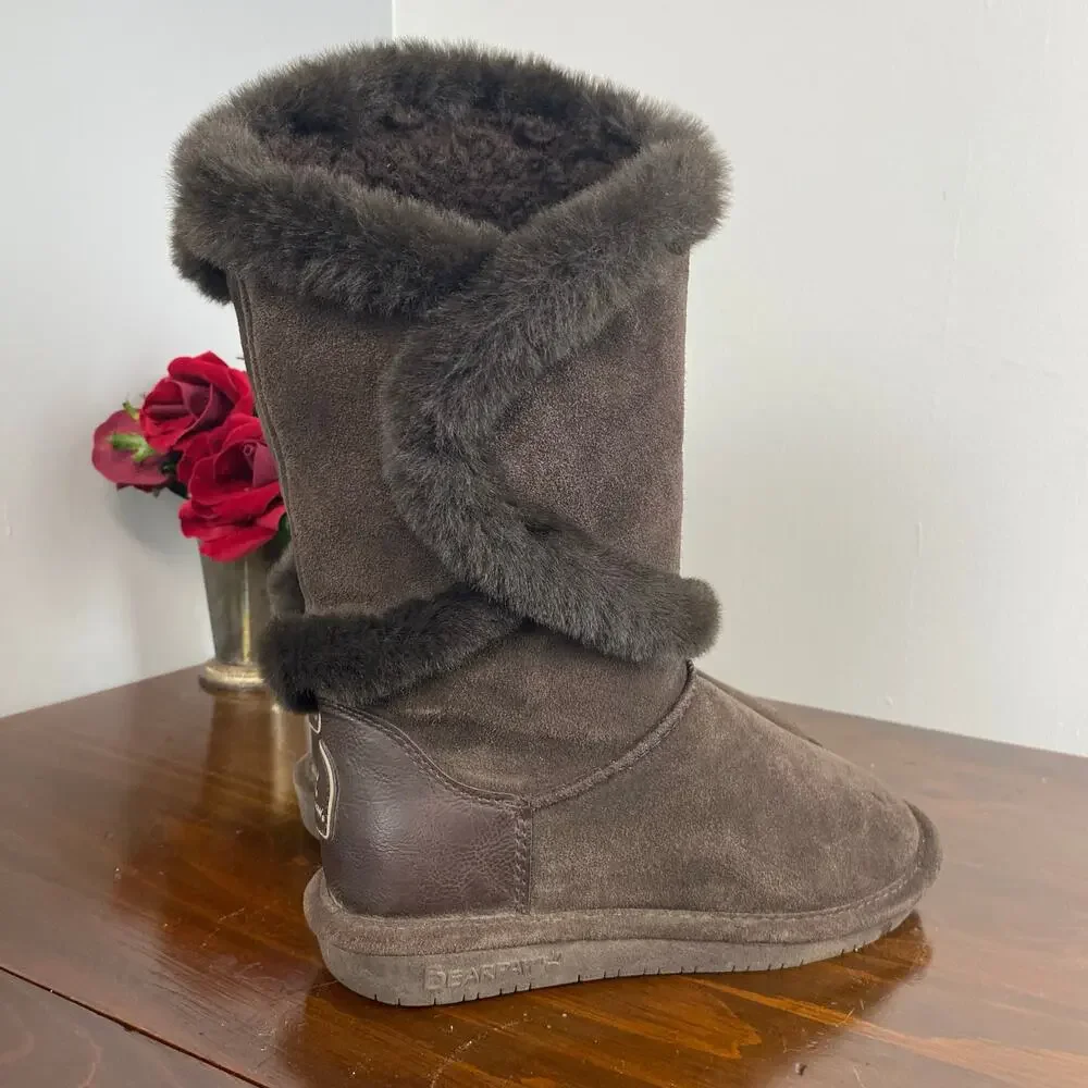 Bearpaw Sheilah Boots Brown Suede Faux Fur Trim Size 6 Women's Winter